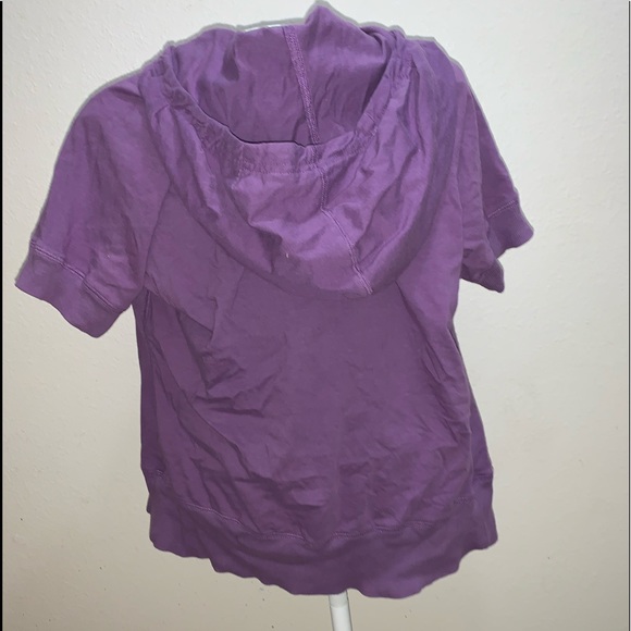 Nike short sleeve jacket - Picture 3 of 3